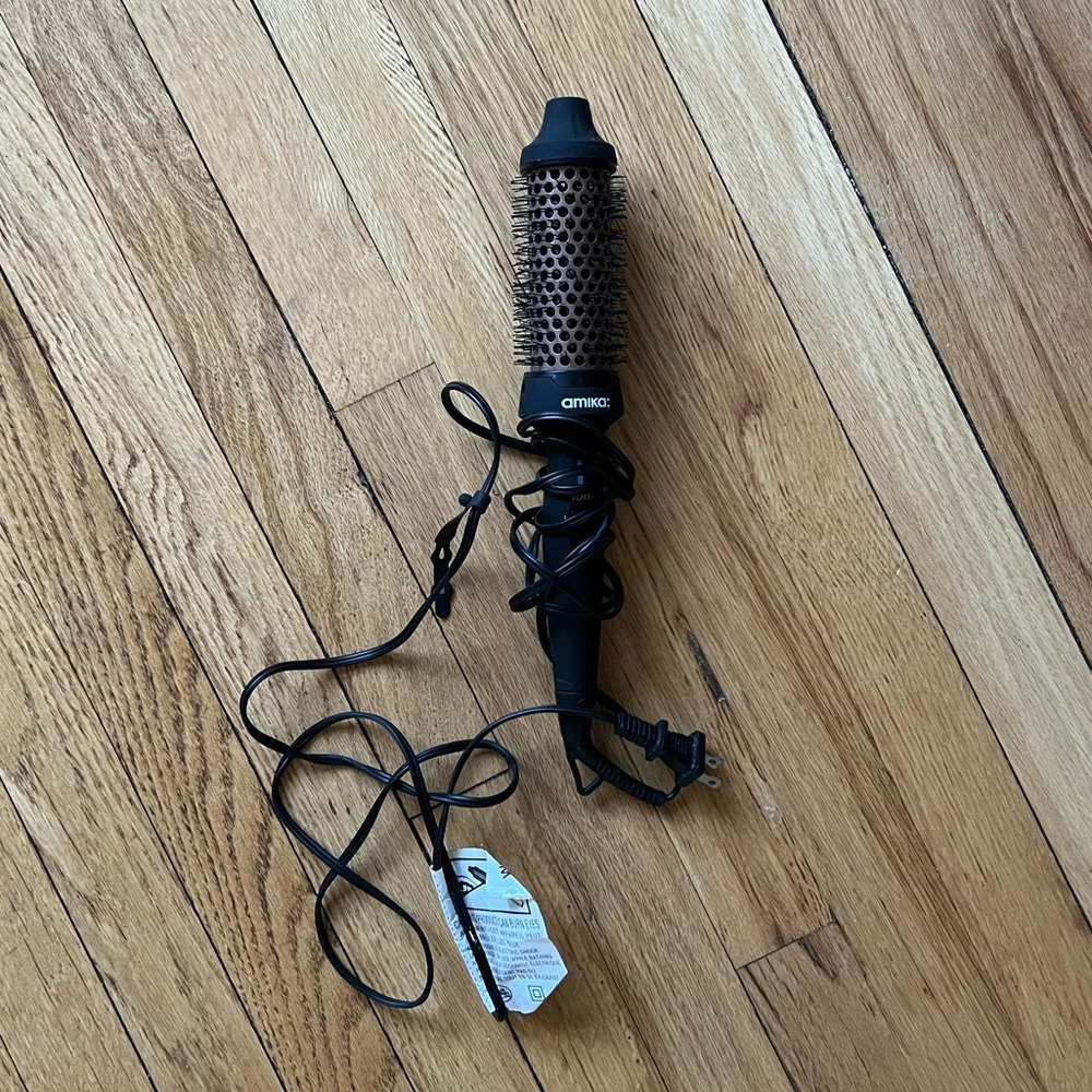 Amika blow out curler- only used 3-5 times